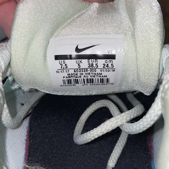 Nike Air Max 97 Ultra Barely Green - Picture 7 of 11